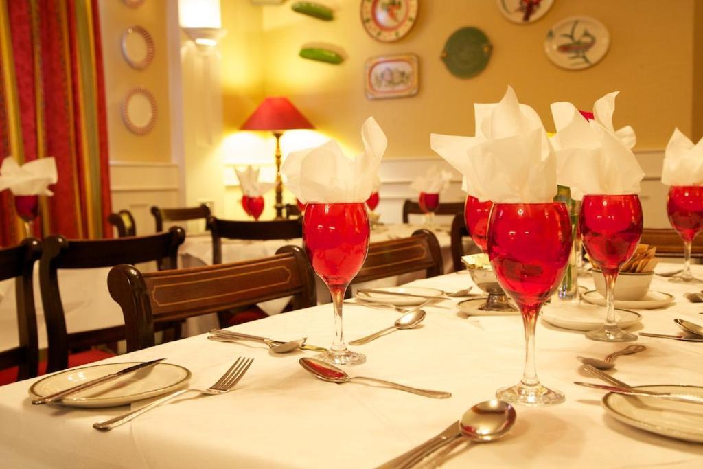 Tully'S Hotel Castlerea 외부 사진