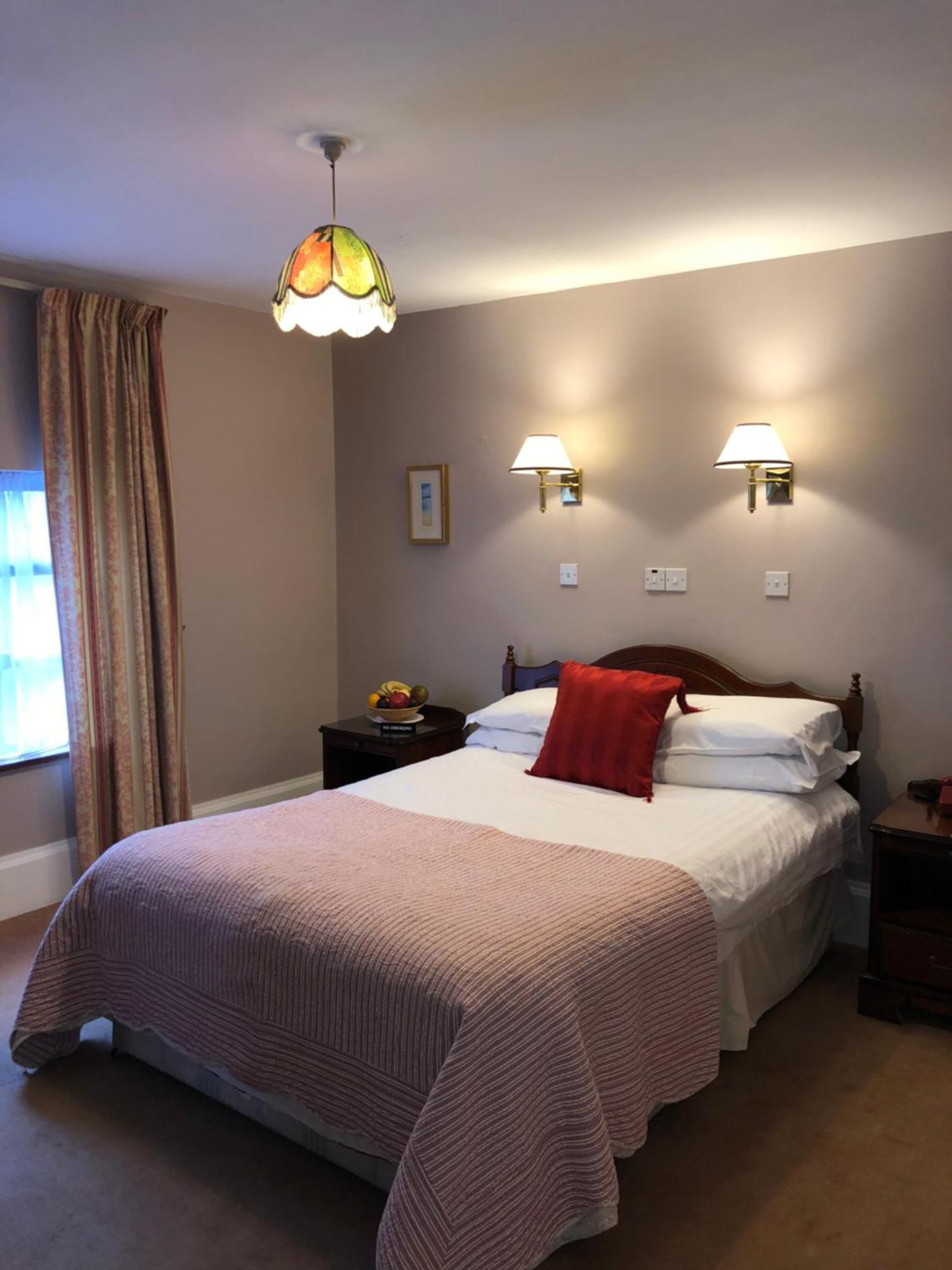 Tully'S Hotel Castlerea 외부 사진