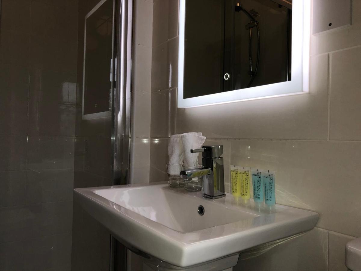 Tully'S Hotel Castlerea 외부 사진