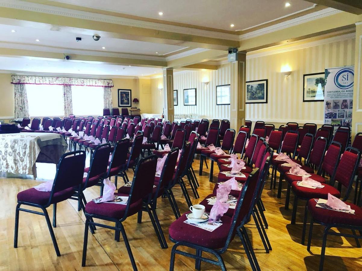 Tully'S Hotel Castlerea 외부 사진